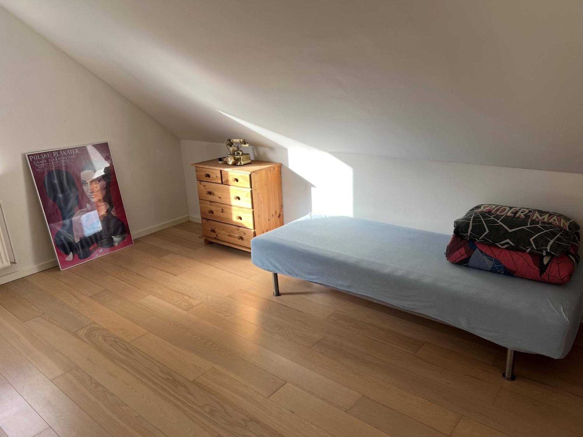 Quiet Close To Everything Apartment *